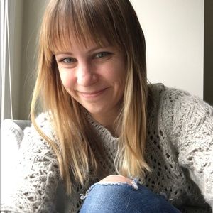 Meet your Posher, Carolyn